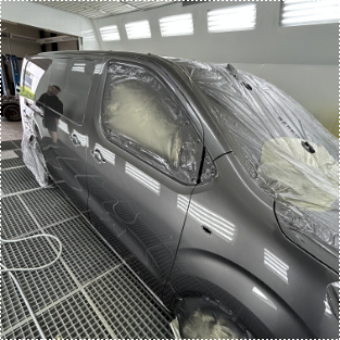 overspoten bestelwagen door carrosserie VC